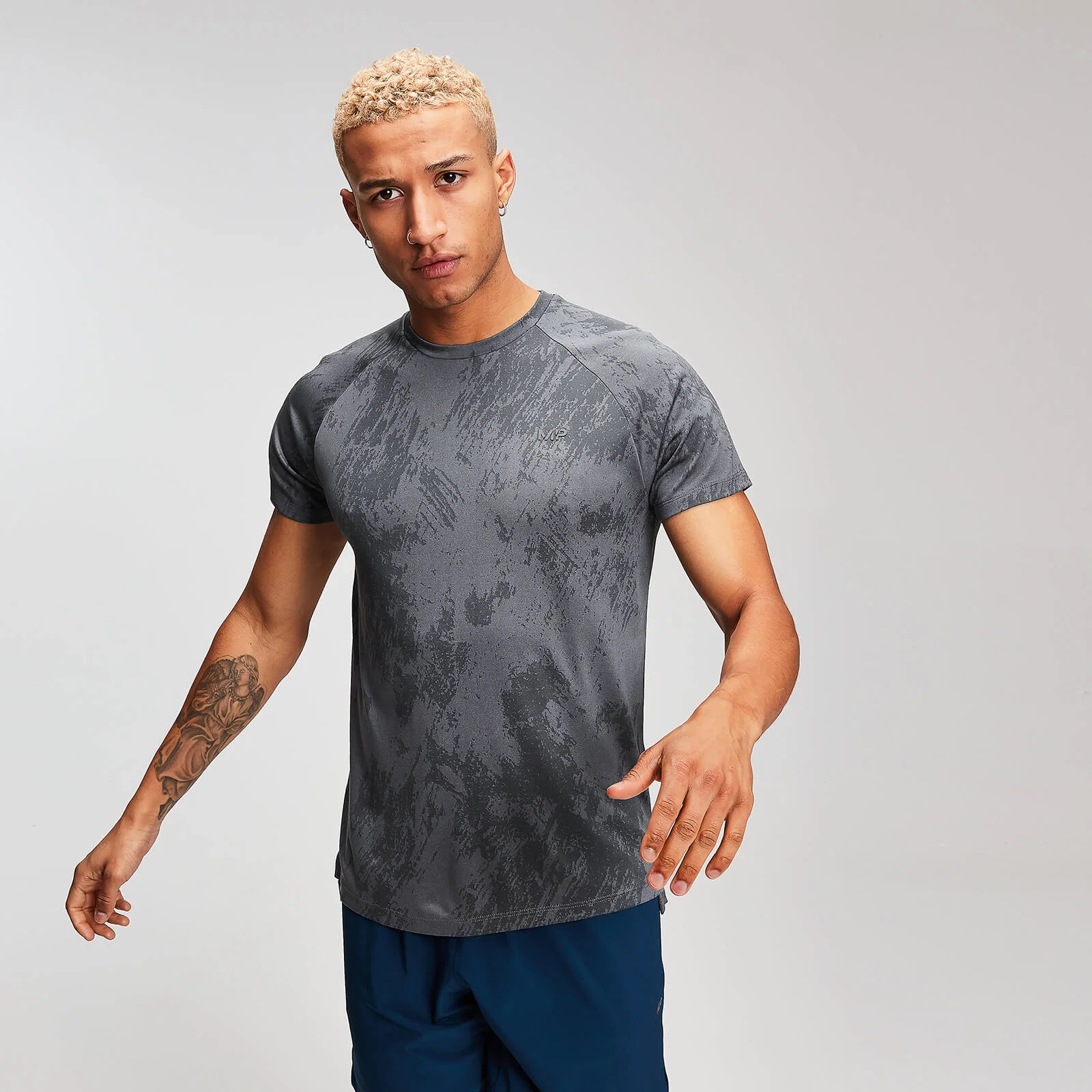 MP Tréninkové Distressed tričko - Černé - XS Obrázek 1