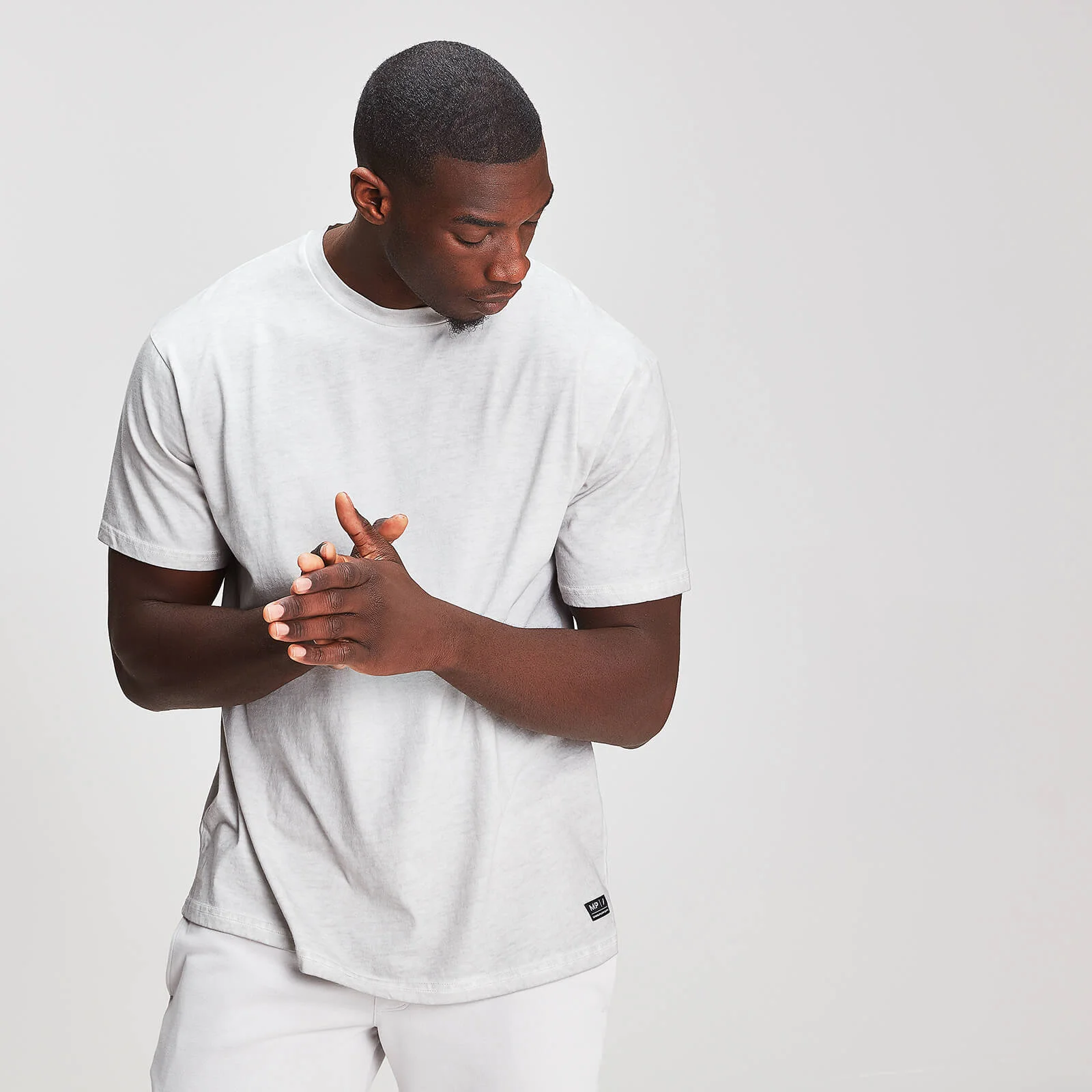 Myprotein Graphic pánské tričko - Stříbrné - XS Obrázek 1