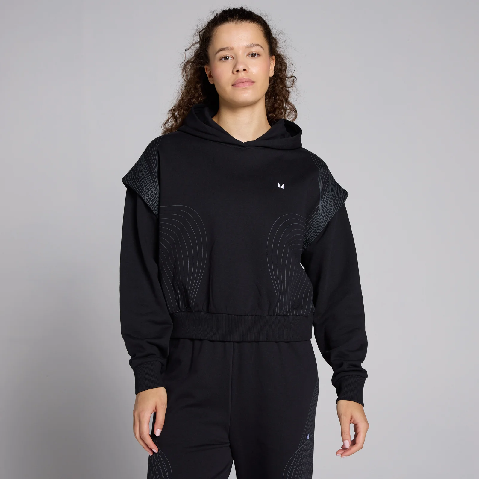 MP Dámská Tempo Graphic Crop Mikina S Kapucí – Černá - XS Obrázek 1